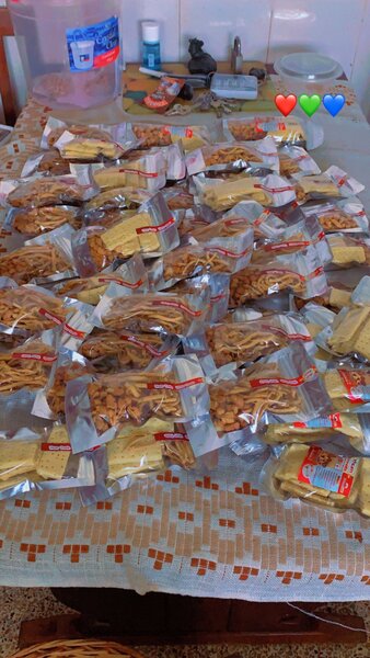 Yhum treats finger foods