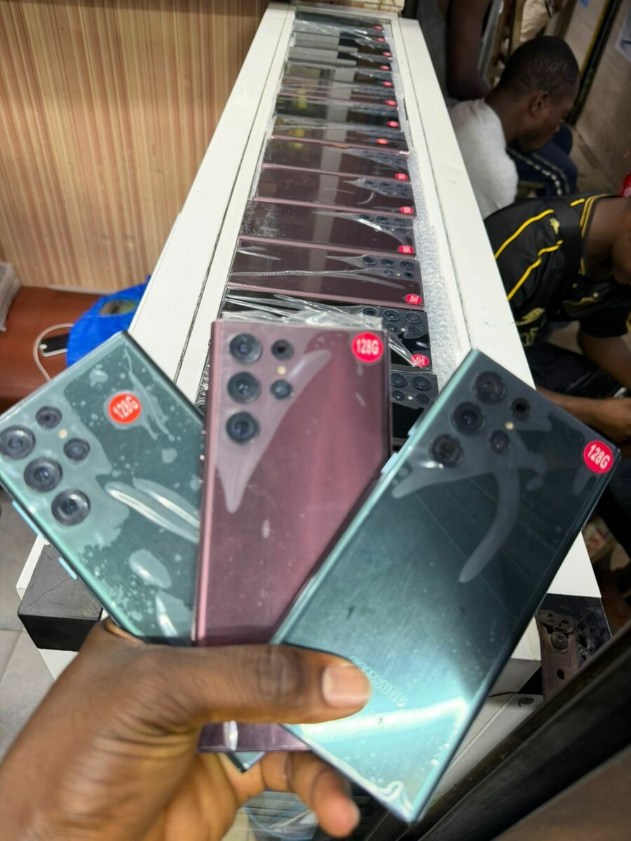 Samsung Galaxy S22 ultra 128/1