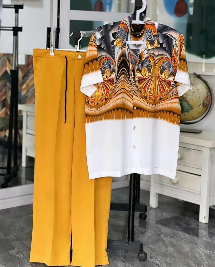 Fashion Top And Down