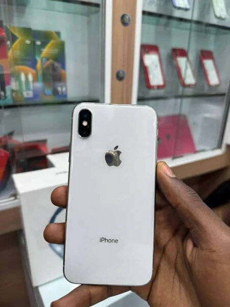 iPhone X Argent 64Go