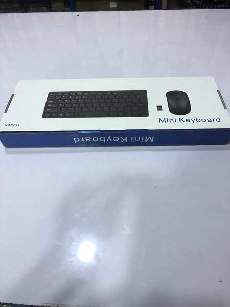 Universal Wireless Mini Keyboard and mouse
