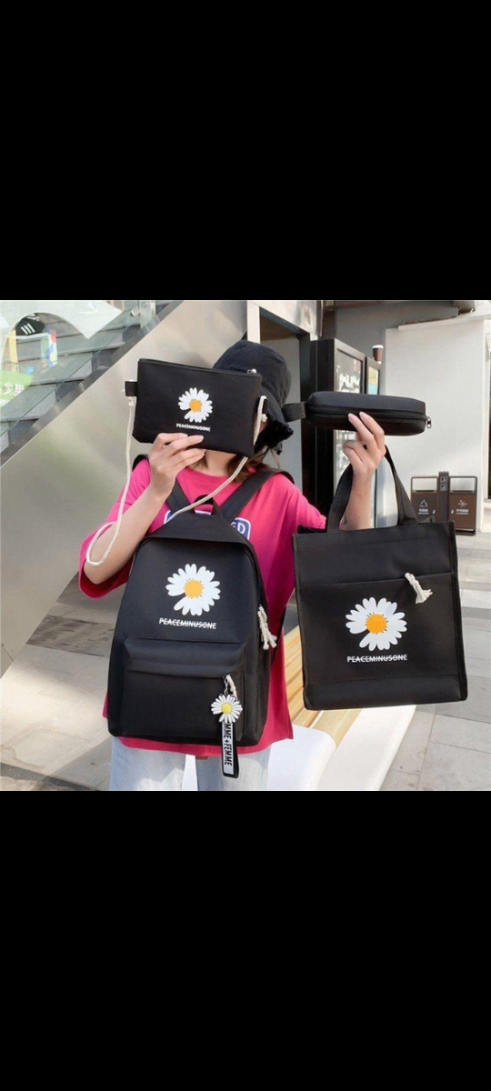 Sac à dos tendance avec pochettes