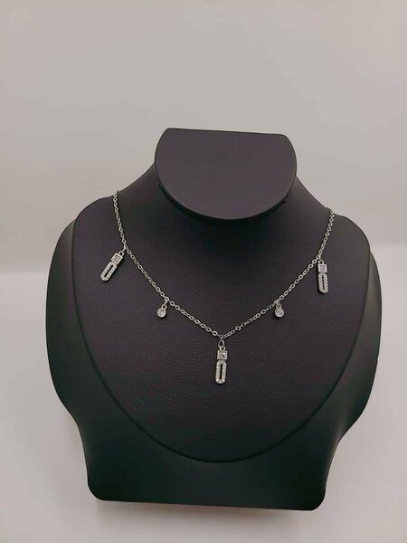 Élégant ensemble collier et boucles