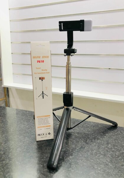 EXTENDED SELFIE STICK 170CM