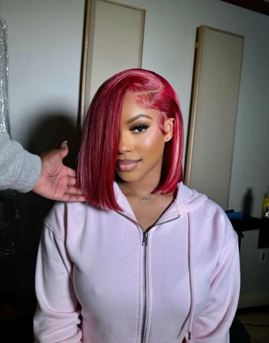 Perruques bob colorées