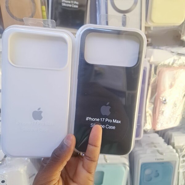 Coque Silicone iPhone 17 Pro Max