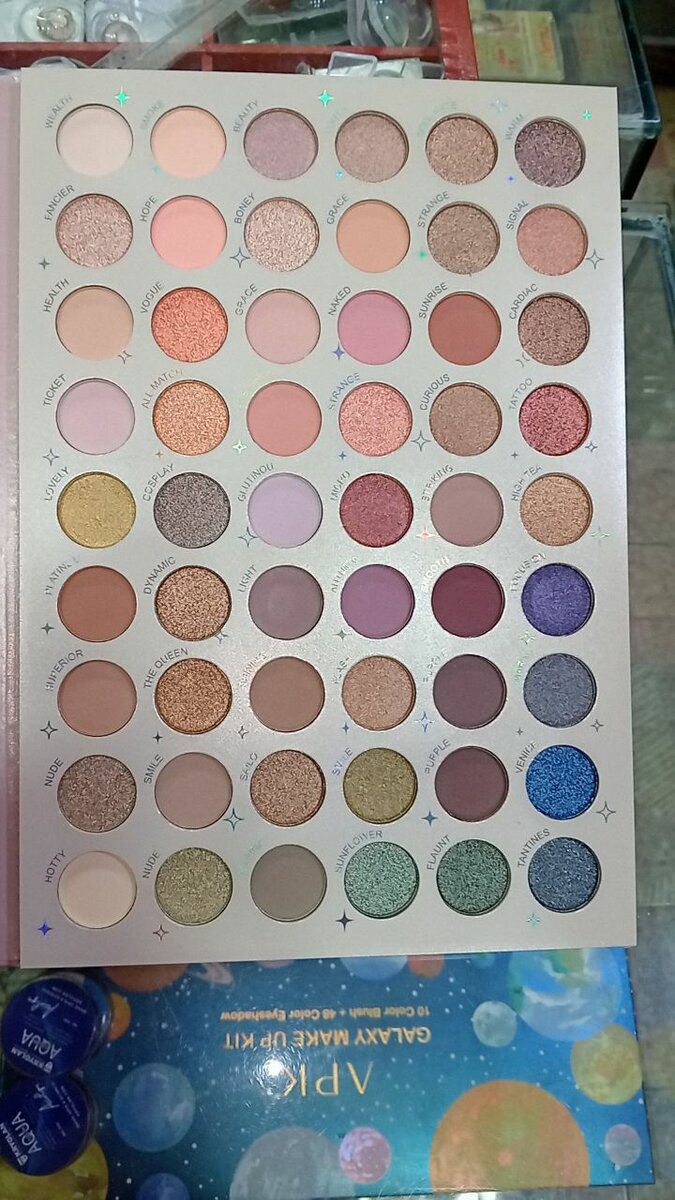 Girl's Treasure Eyeshadow Palette Book