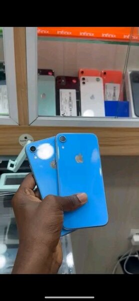 iPhone XR Bleu Débloqué