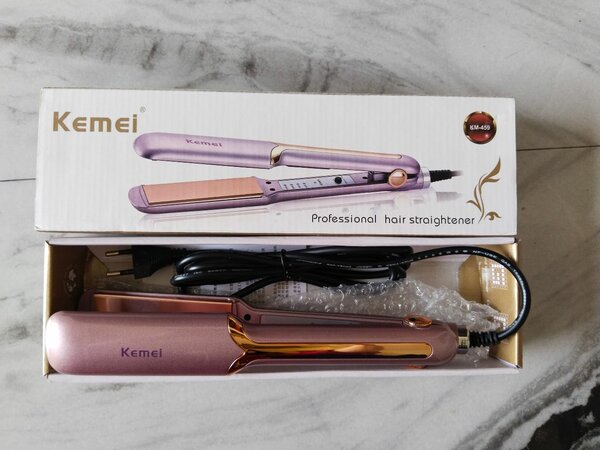 Kemei hair straightener