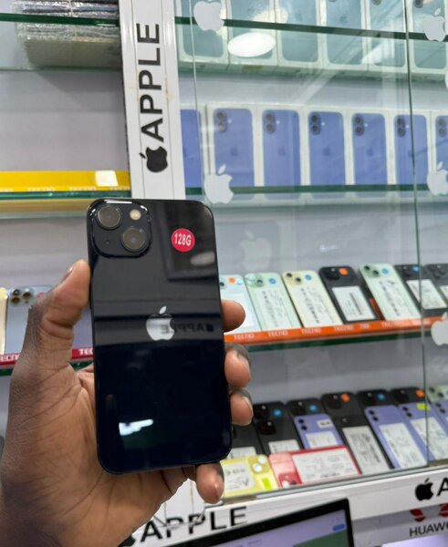 iPhone 13 128GB Noir