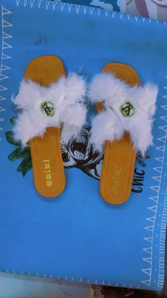 Chaussons à Fourrure Luxueuse