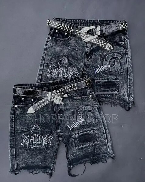 Shorts en jean déchiré