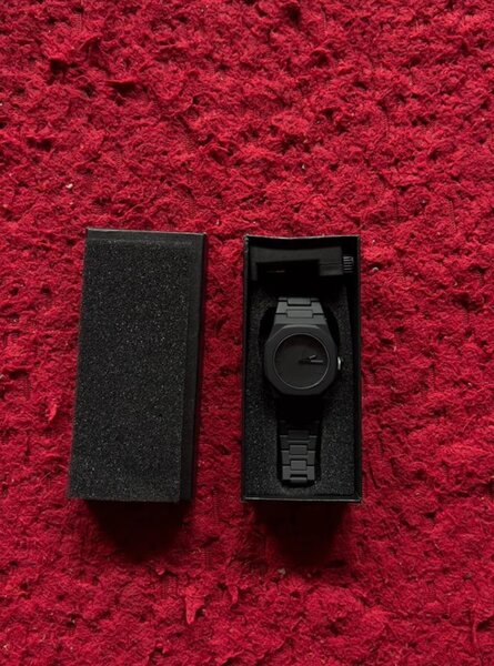 Montre Minimaliste Unisexe