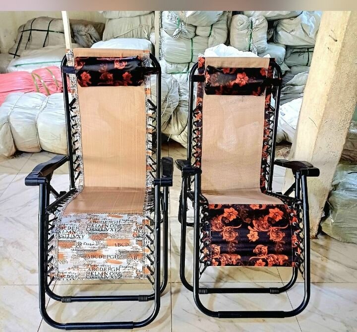 Chaise longue pliable
