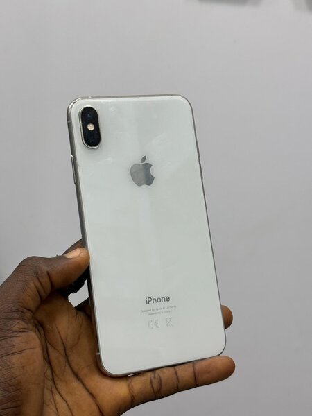iPhone xsmax tout passe propre