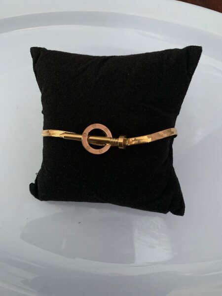 Imprint Nail bracelet