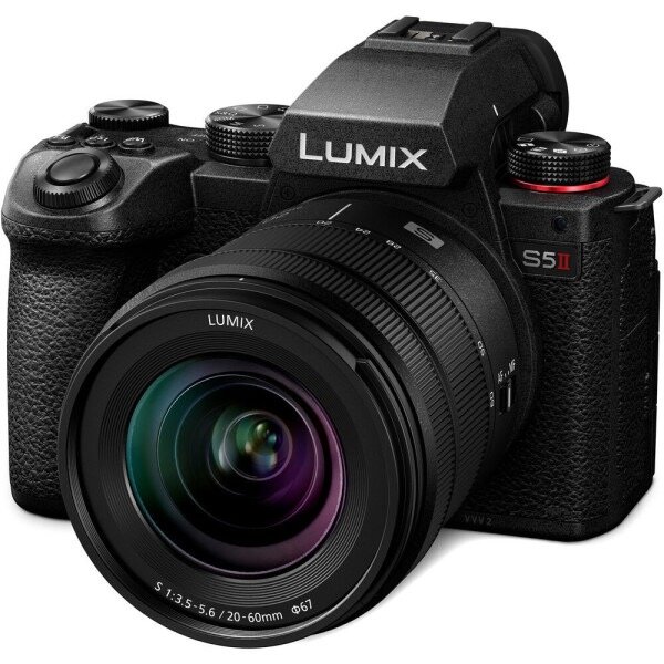 LUMIX Panasonic S52