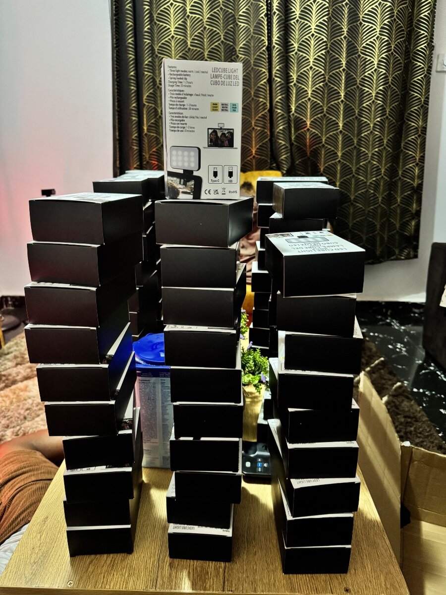 PORTABLE SELFIE LED LIGHT