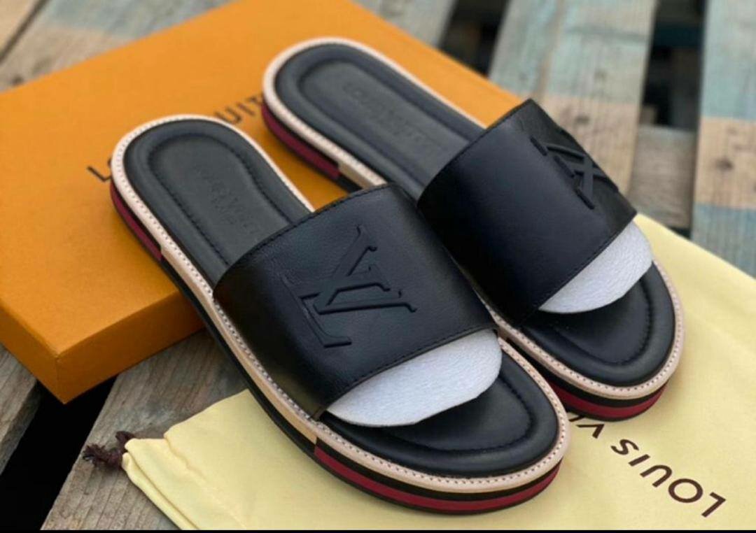 Louis Vuitton Slippers