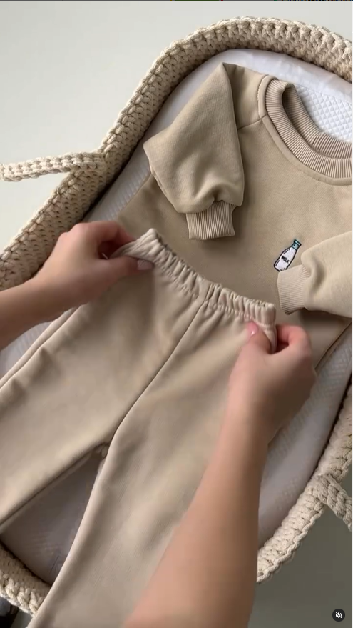  набор из свитшота и штанишек от тукан.