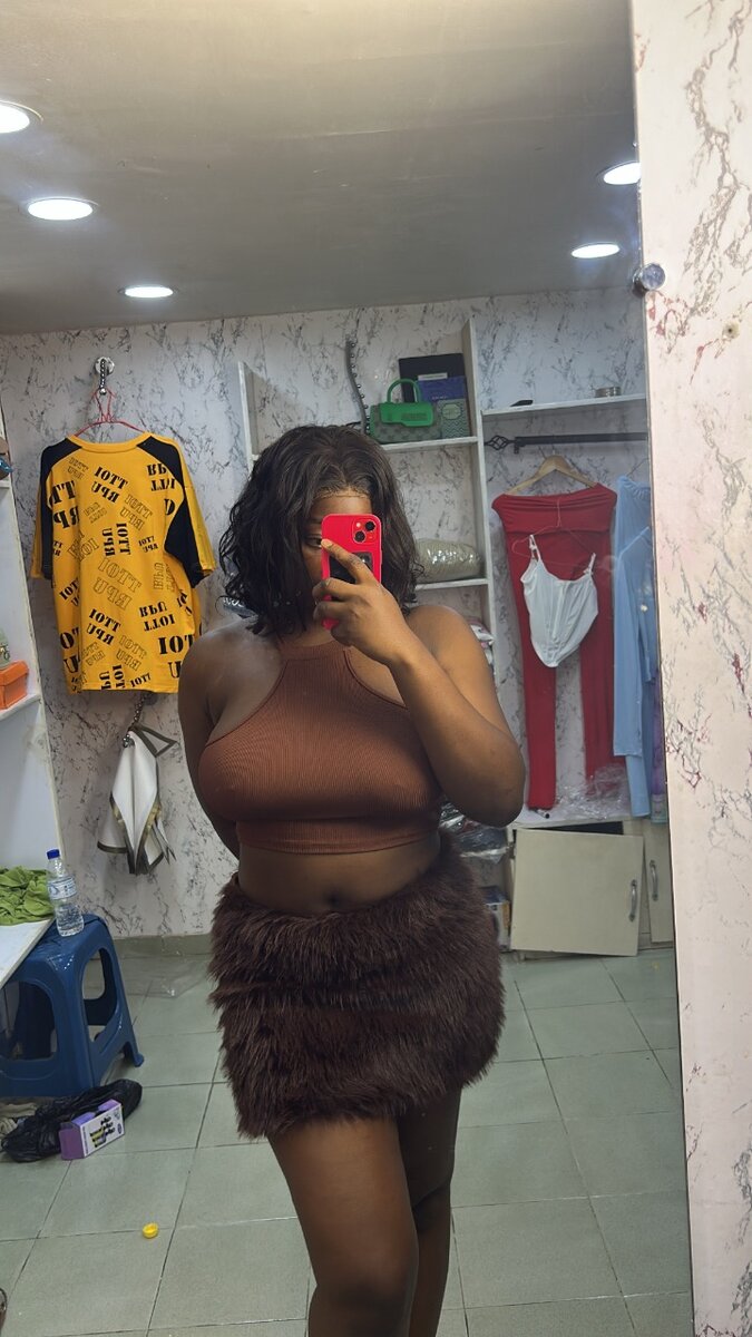 Ensemble Top et Jupe en Fourrure