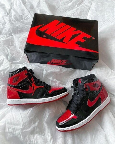 Air Jordan 1 (red and black )