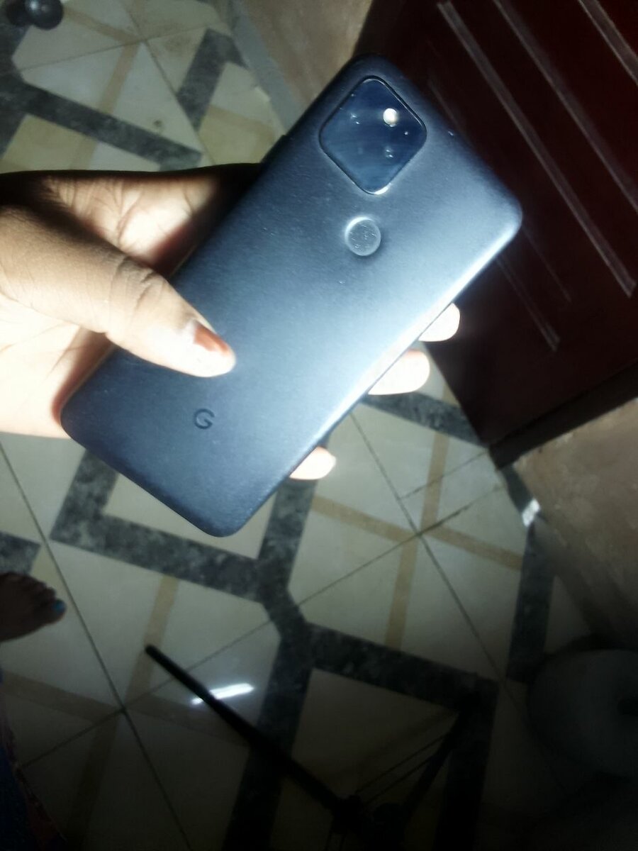 Google pixel 5 écran fissuré