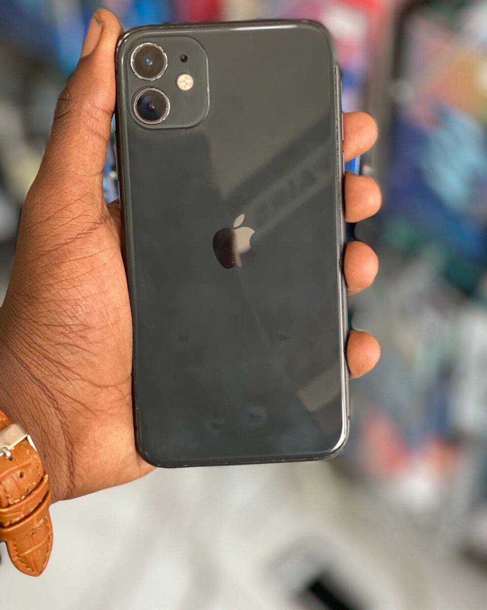 iPhone 11 