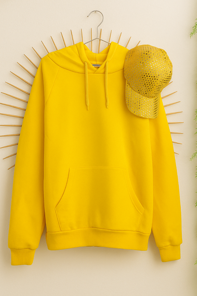 Sweat à capuche jaune tendance