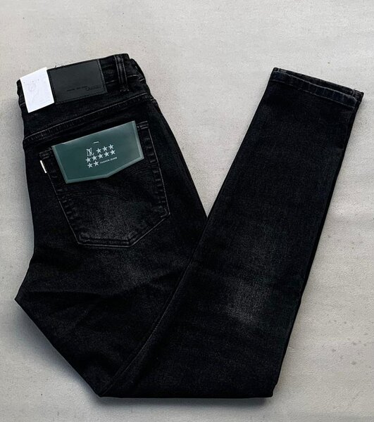 Vêtement de qualité importé