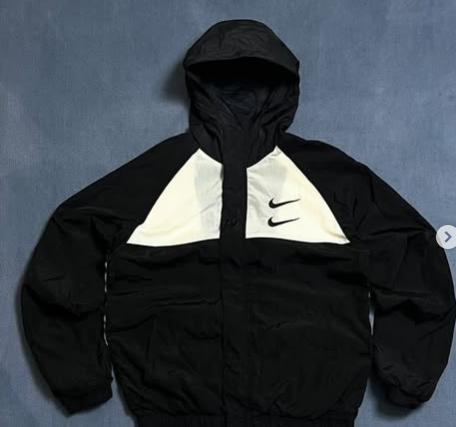 Nike new release double swoosh Nike @ international Goddess of victory windbreaker size : M