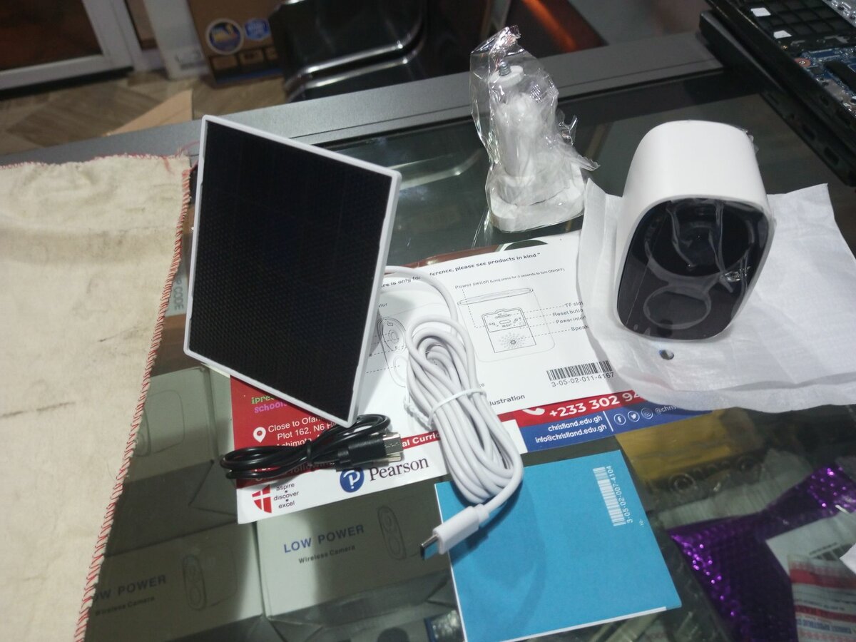 Wireless solar camera