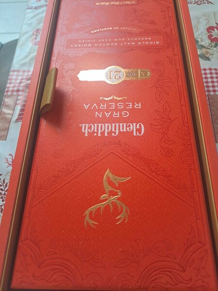 Glenfiddich Gran Reserva 21 Year Old single malt Scotch