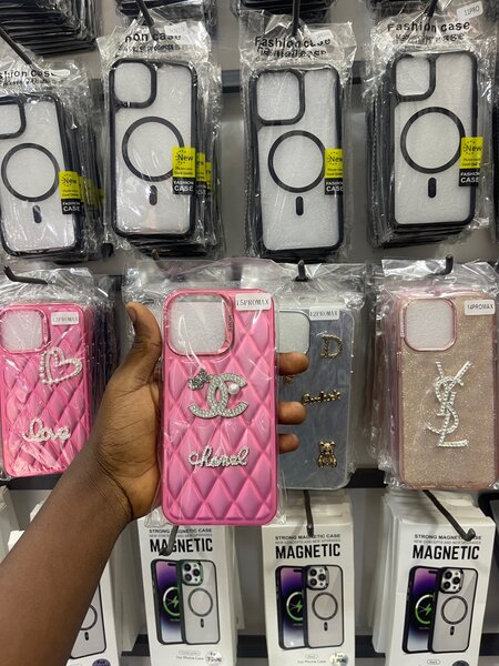 iPhone covers & screen protectors