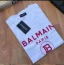 White T-shirt with print