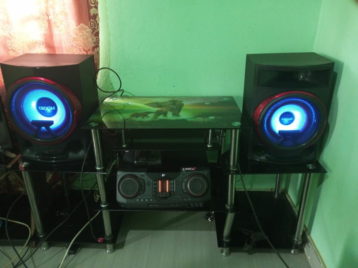 LG mega sound with DJ and equalizer systems