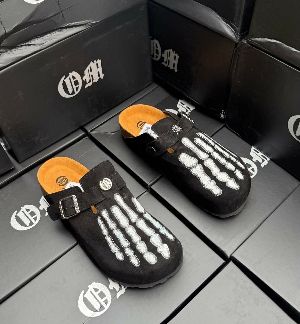 Sabots squelettiques tendance