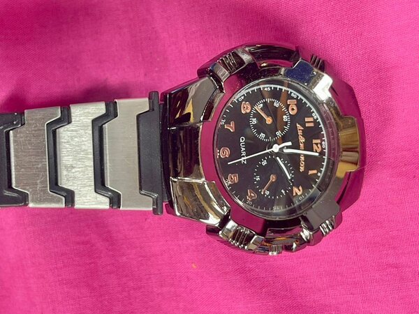 Montre homme élégante en acier