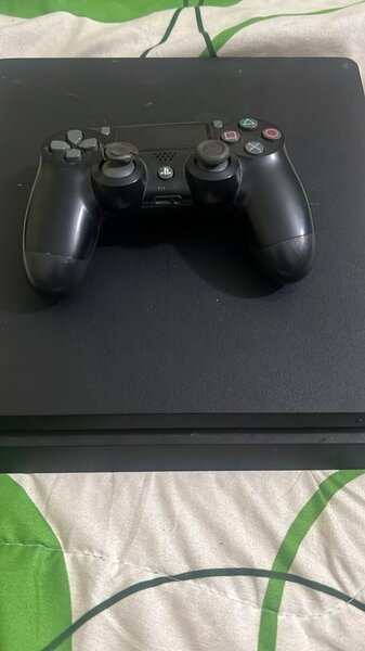 Ps4 slim