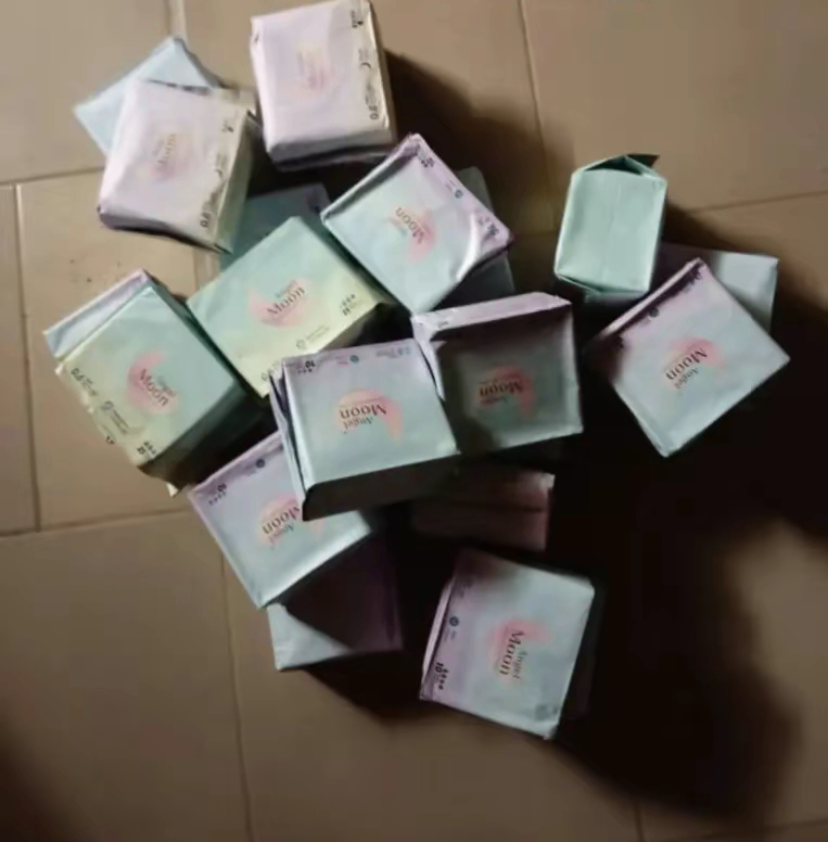 Serviettes hygiéniques Moon super absorbantes