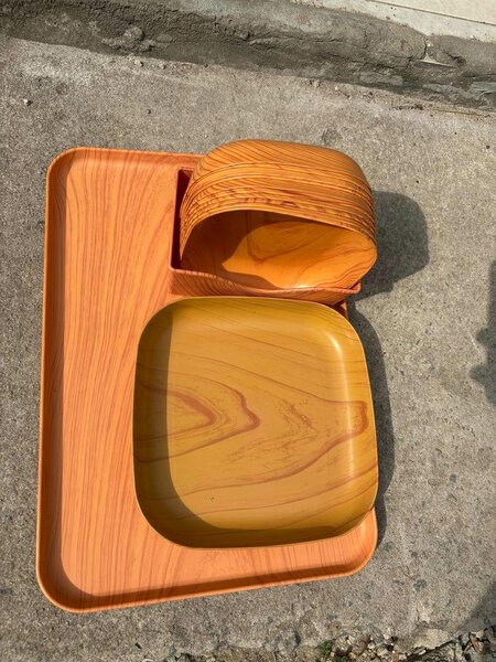 Assiettes en caoutchouc