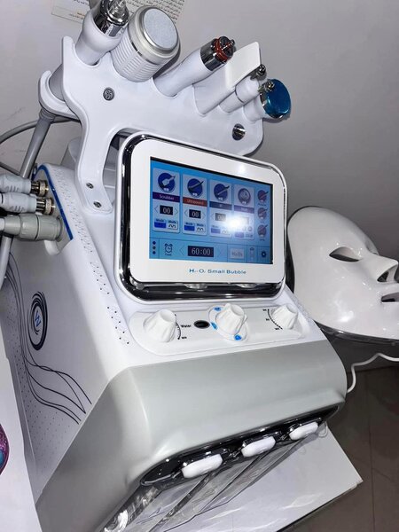 Hydra facial