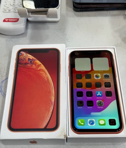iPhone XR 64GB Corail - Neuf