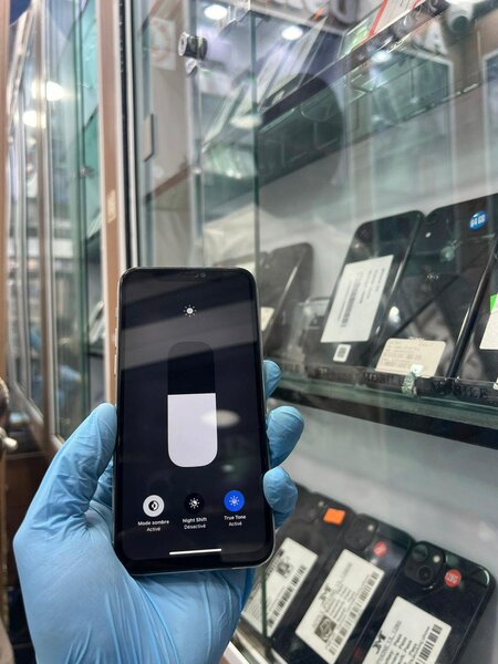 11 pro sans ID 64 giga