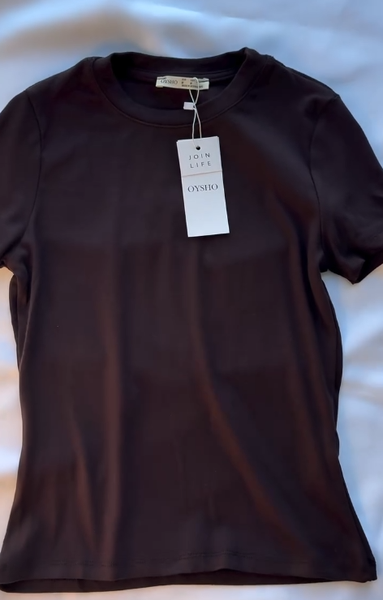 Базовая футболка OYSHO