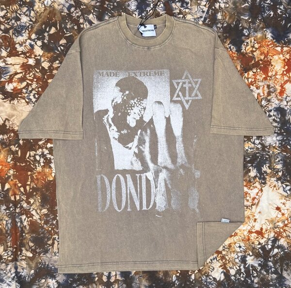 T-shirt graphique tendance