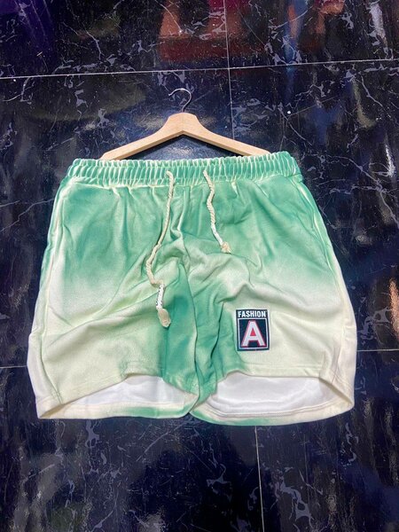 Shorts dégradés style urbain