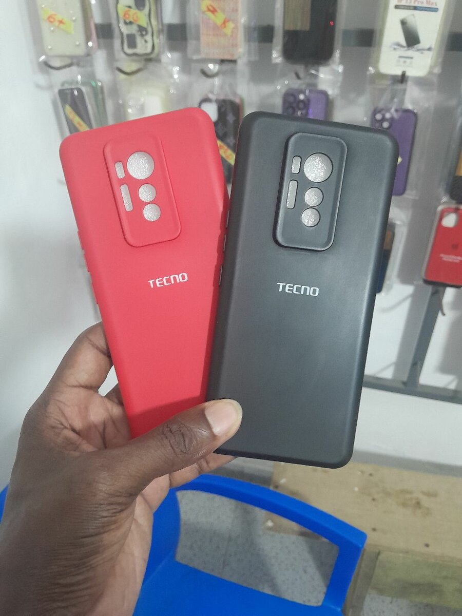 Coques TECNO Phantom X