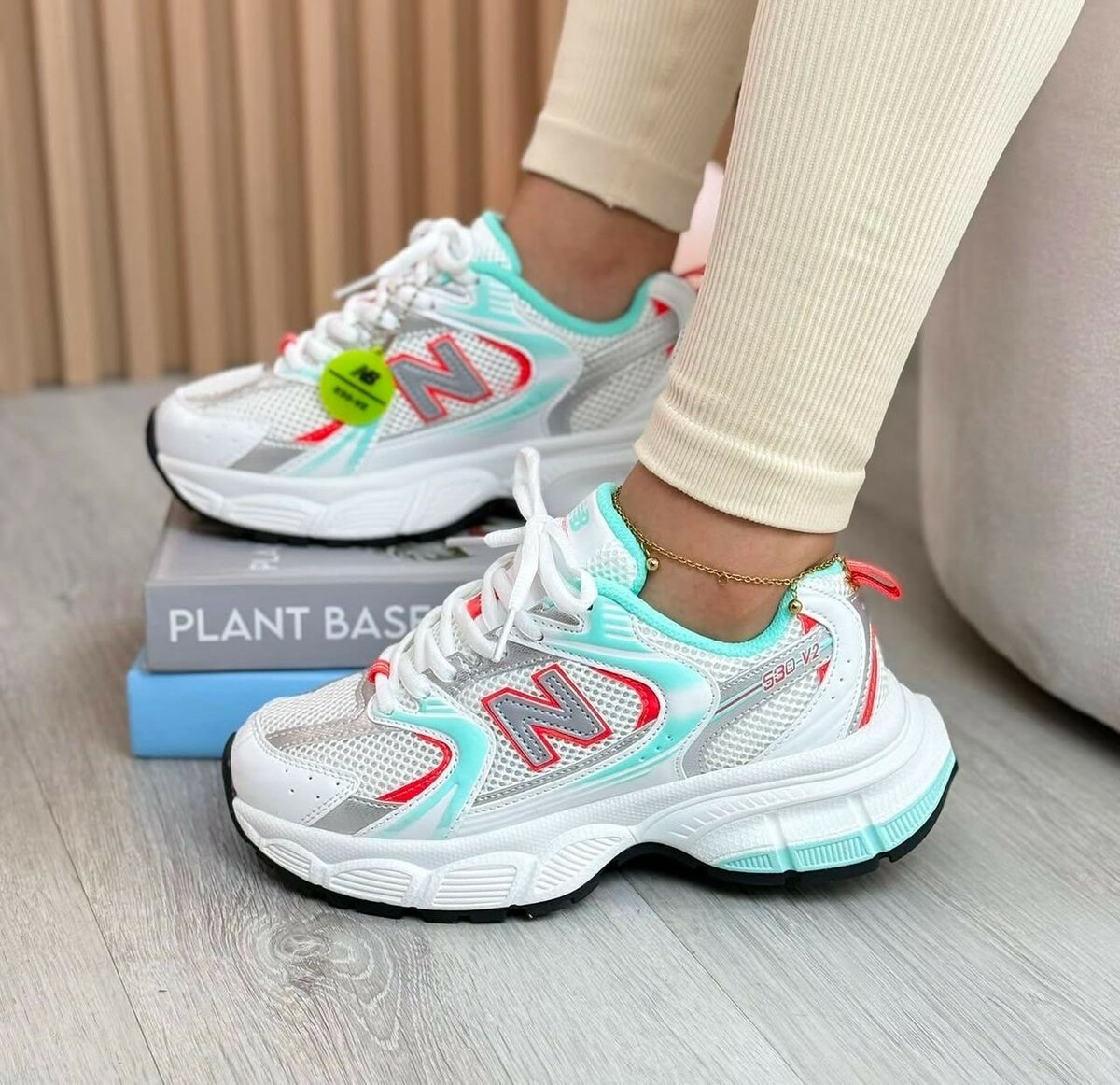 NEW BALANCE 530 V2