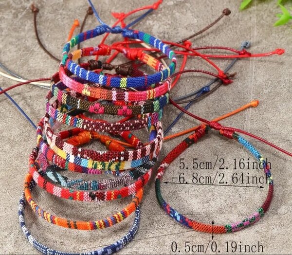 Bracelets bohèmes en corde colorée